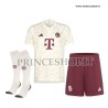 Completo Third Bayern Monaco 2023/24